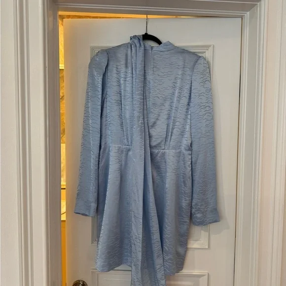 BNWT Saloni Silk Dress in Mountain Stamp Pattern Size 8